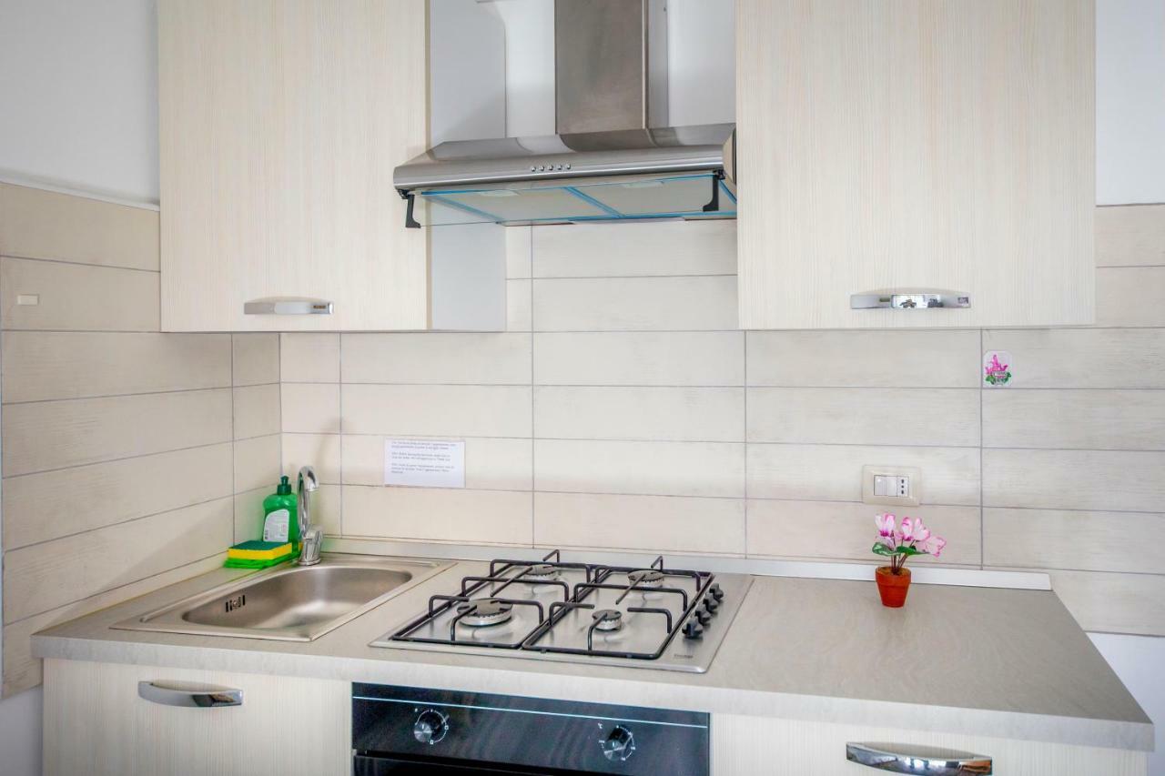 Blue Coral Apartment เชฟาลู ภายนอก รูปภาพ