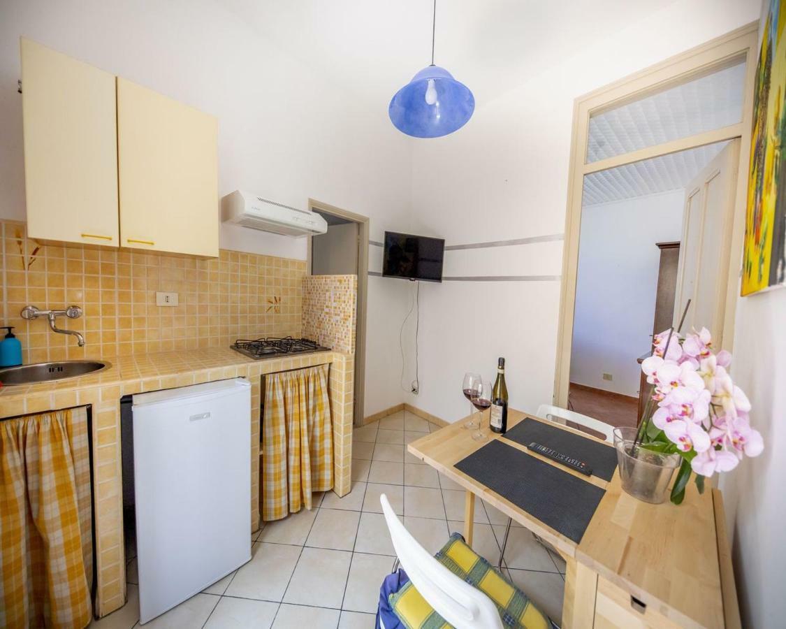 Blue Coral Apartment เชฟาลู ภายนอก รูปภาพ